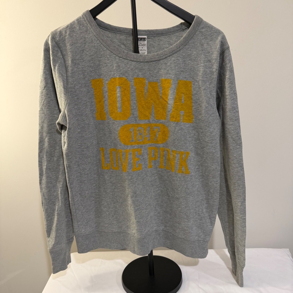 Victoria's Secret PINK Iowa Hawkeyes Sweatshirt Gray Yellow Collegiate Medium